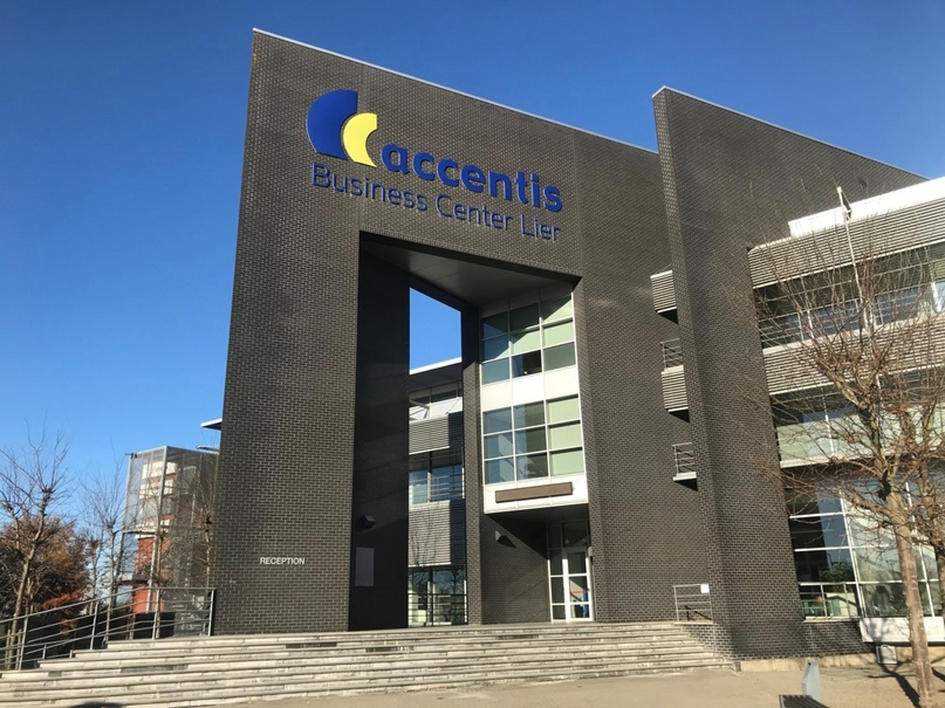 Commercial à louer à Lierre