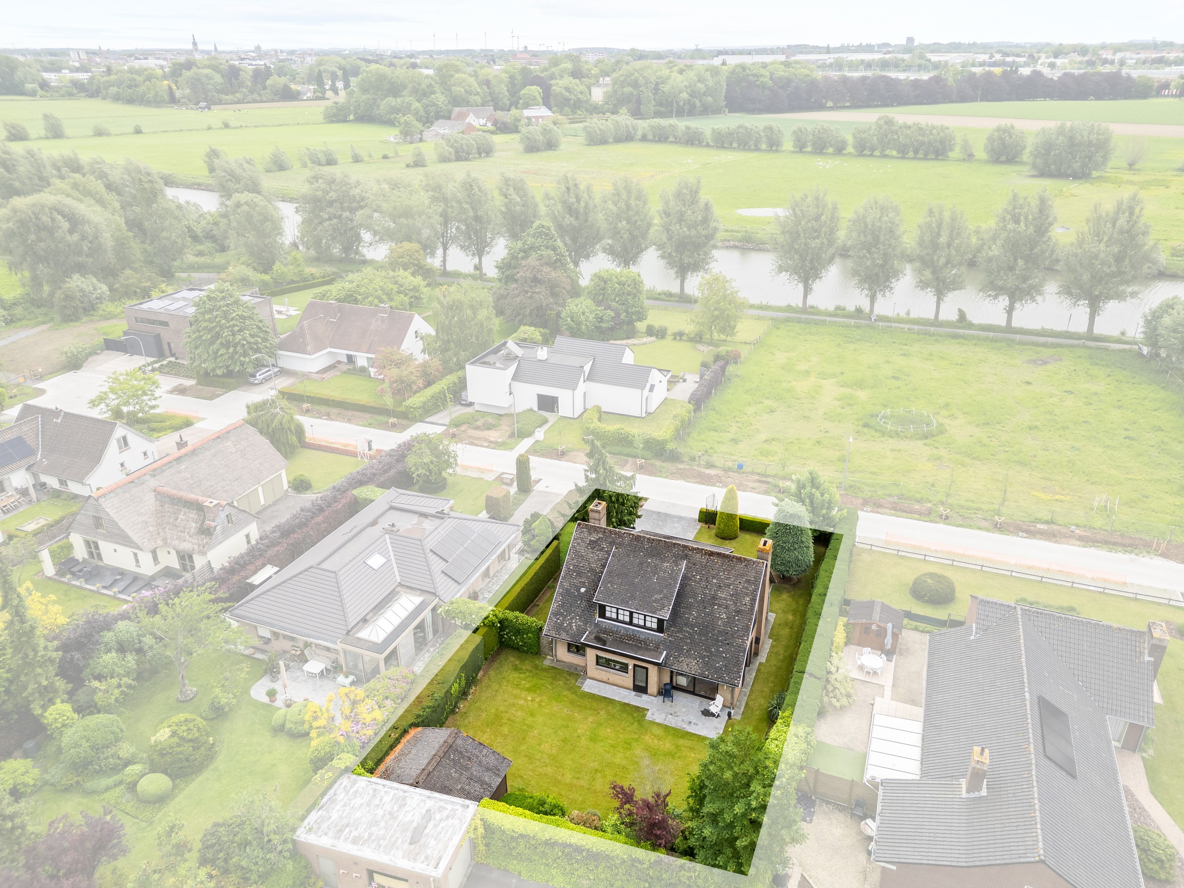 Ruime villa op topligging vlakbij de Leie - foto 2