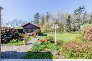 Deze verassende woning geniet van een uiterst gunstige ligging met een vlotte bereikbaarheid in Sint-Niklaas.Gelegen op een prachtig perceel van...