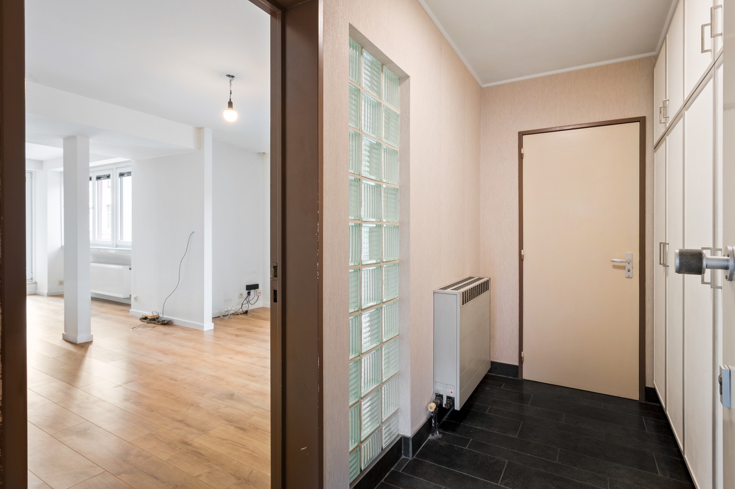 Ruim, instapklaar duplexappartement met 3 slaapkamers en 2 terrassen in centrum Lint - foto 4