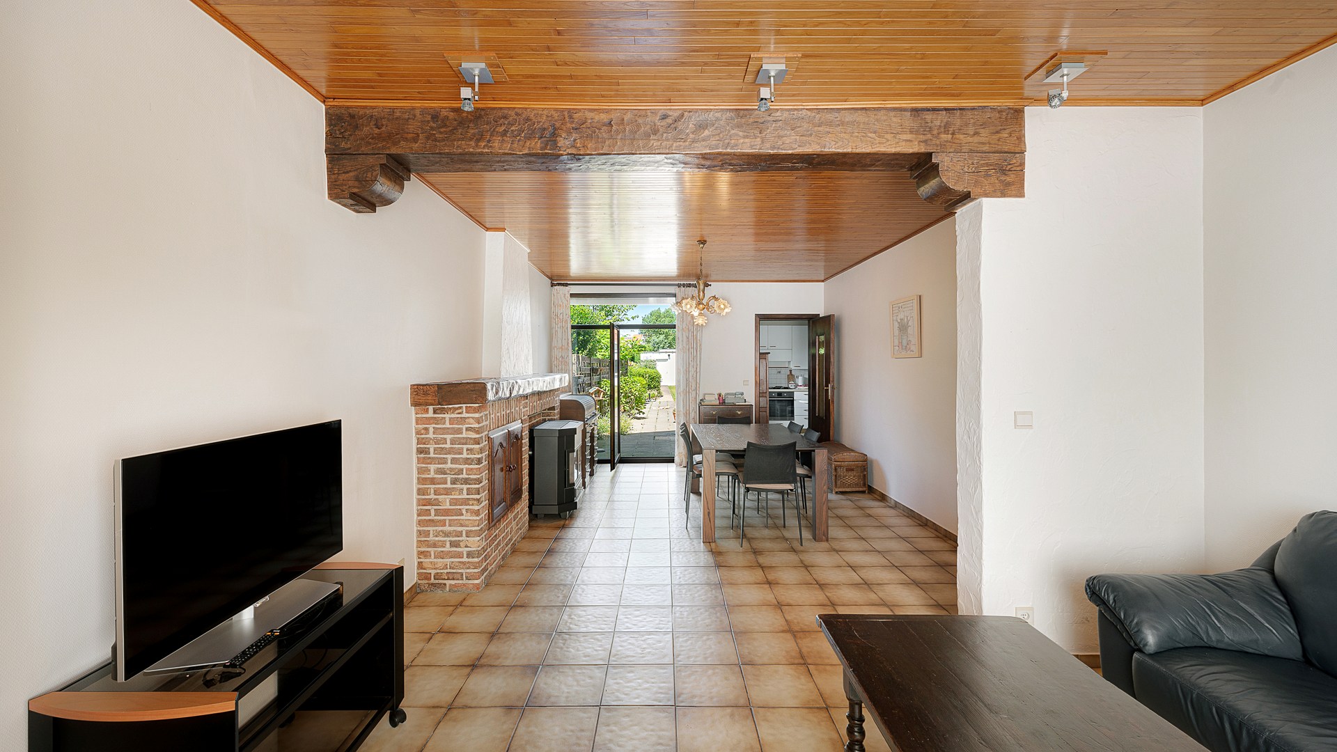 Woning met mooie tuin en garage te Knokke-Duinbergen - foto 5