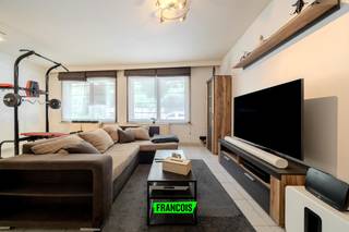 Naast het stadspark van Diksmuide en vlakbij het centrum vinden we dit te renoveren appartement terug. Dankzij deze gunstige ligging zijn...