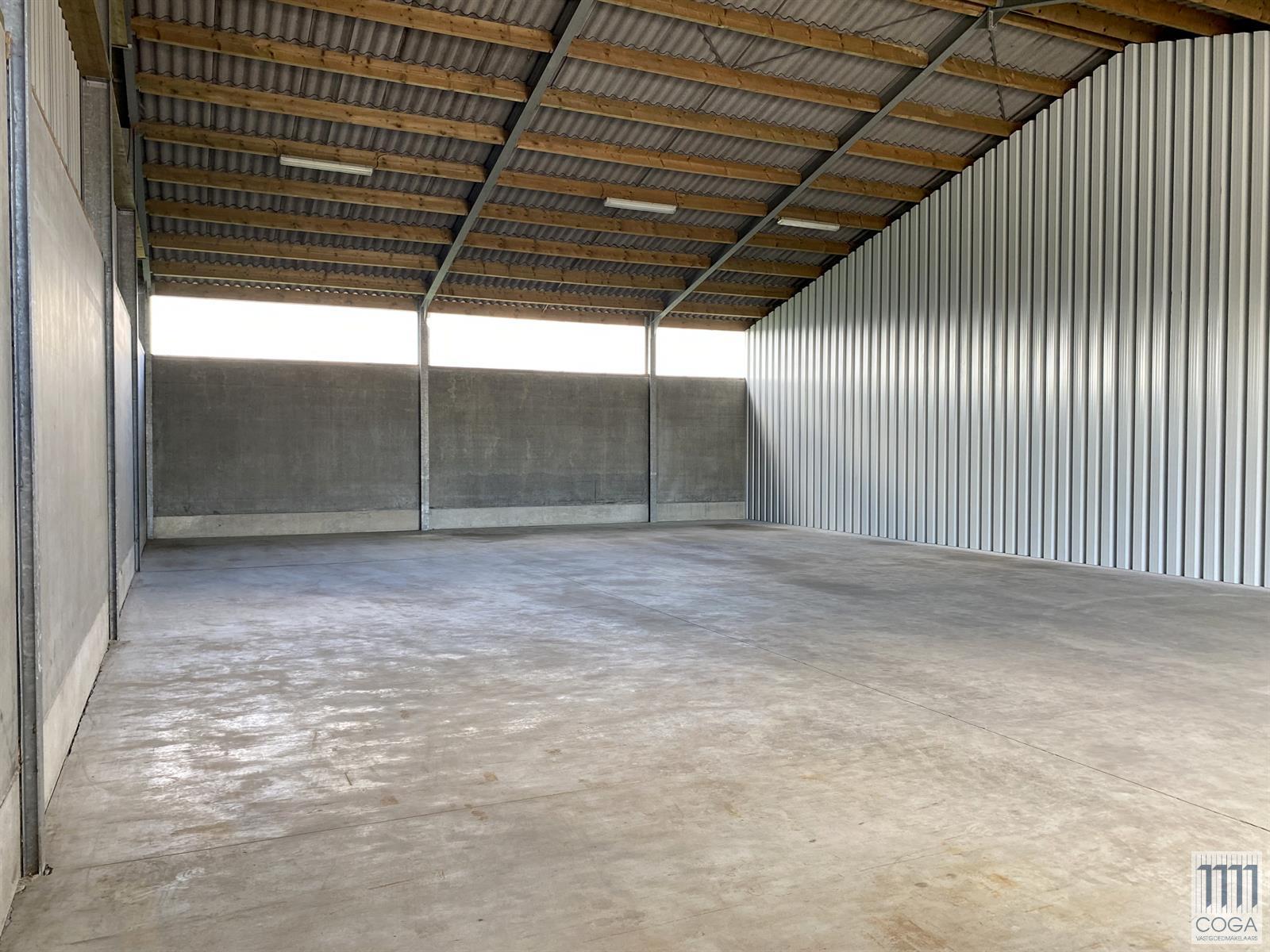 Opslagruimte met een oppervlakte van 250m²  - foto 4