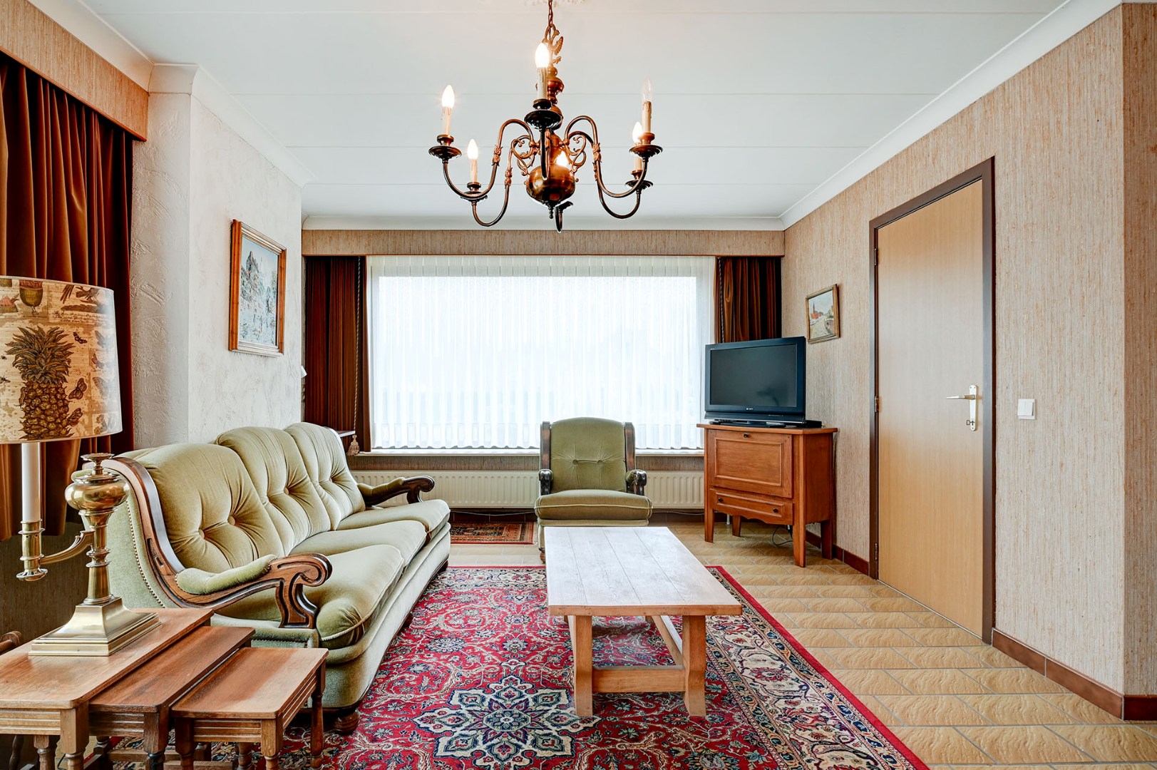 Gelijkvloers huis met drie slaapkamers - foto 4