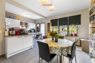 Graag stellen wij u deze instapklare woning voor in het gegeerde Heverlee. De woning is gelegen op wandelafstand van faciliteiten zoals een een...