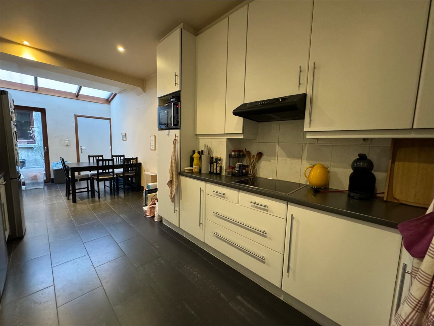 Maison à louer à Anvers avec 3 chambres - photo 2