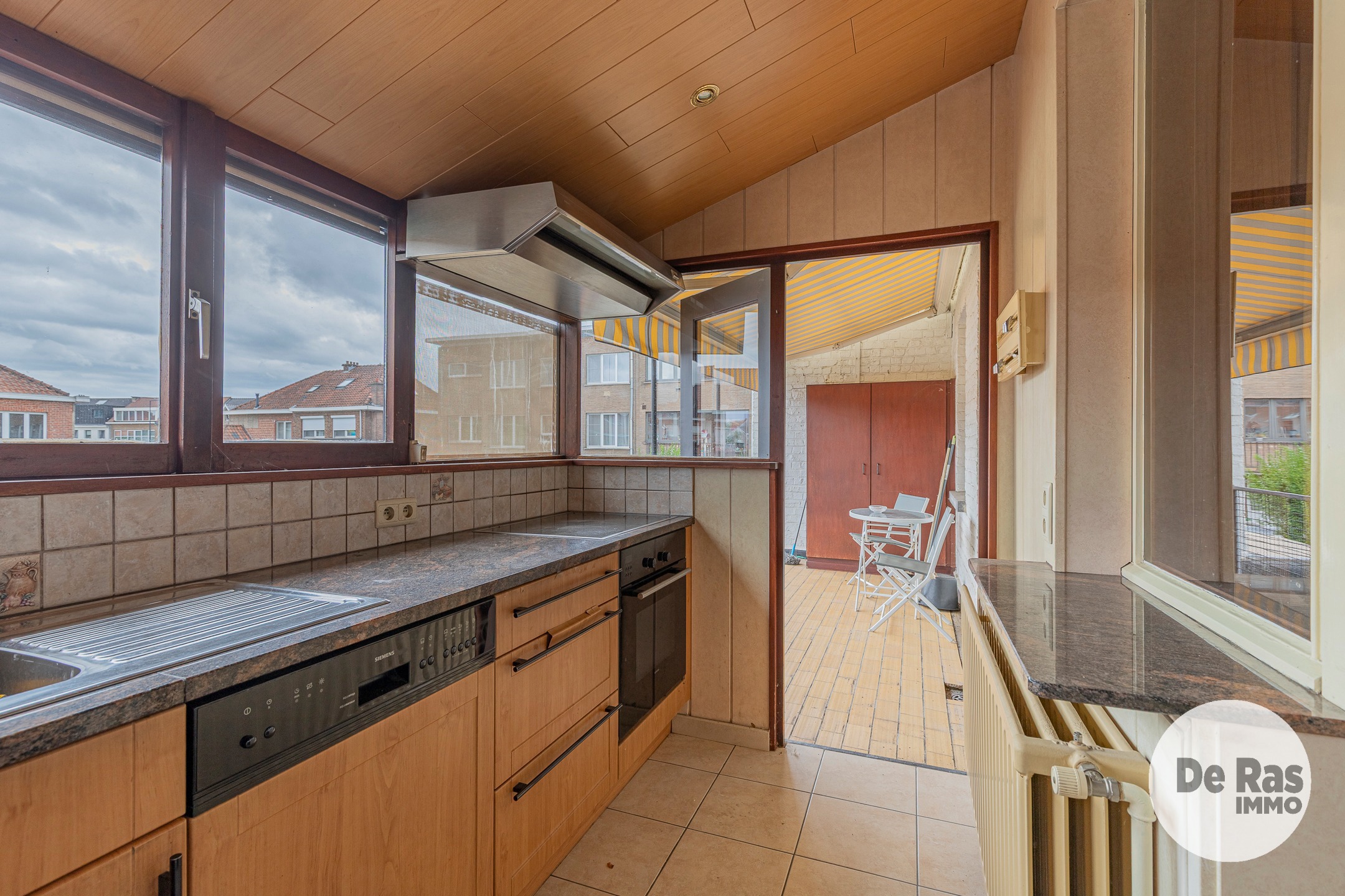 AALST – WONING MET VEEL STOCKAGERUIMTE OP TOPLOCATIE - foto 4