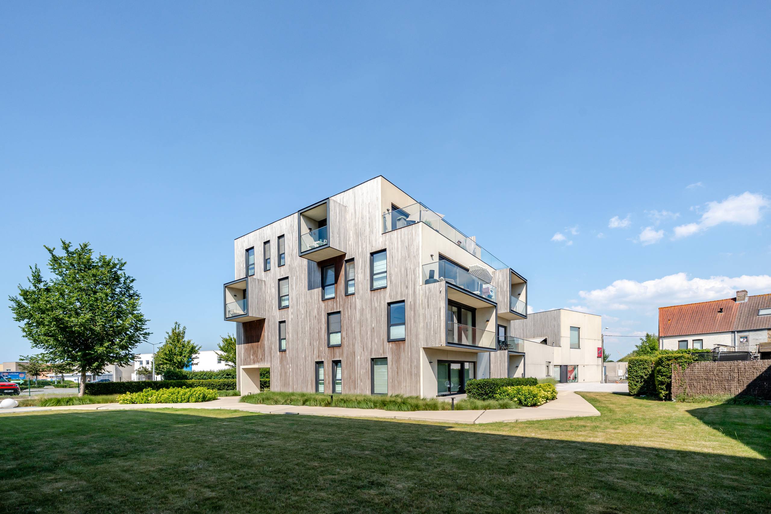 Instapklaar appartement met veel lichtinval en 3 slaapkamers - foto 3