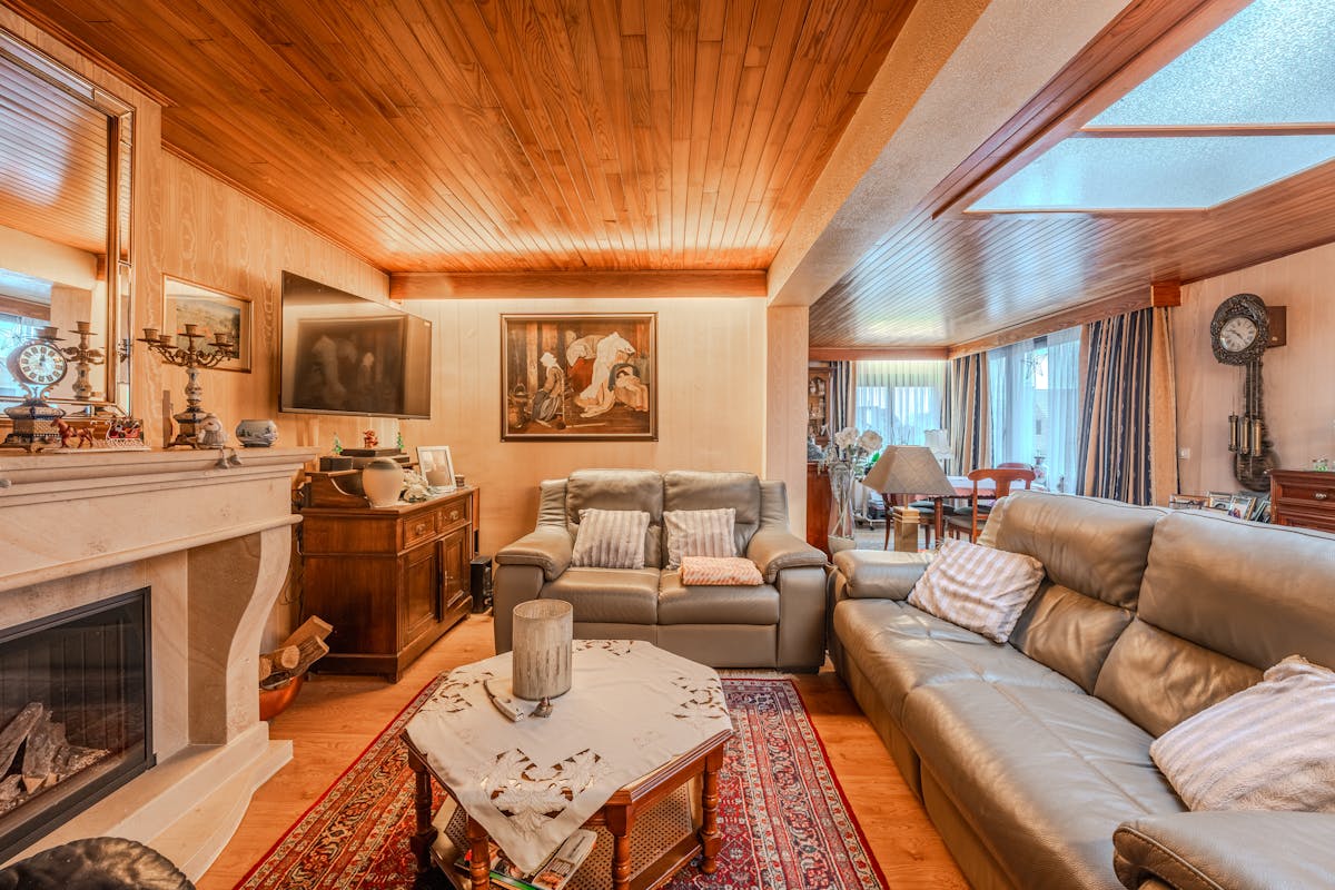 Te renoveren woning met 3 slaapkamers te koop! - foto 5