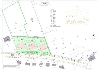Dit is het linkse stuk bouwgrond, gezien vanaf de straat.Het stuk is prachtig gelegen in het landelijke Hoegaarden, in een doodlopende straat, met...