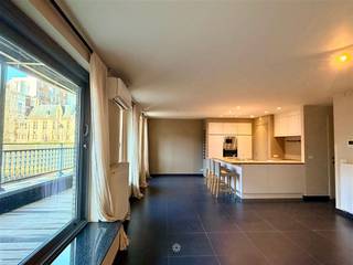 GHENT - Frans Ackermanstraat 24 : Vous êtes à la recherche d'un appartement lumineux avec deux chambres à coucher et un emplacement dans le centre...