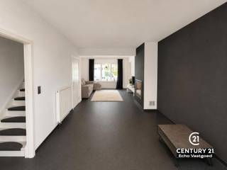 Discover this centrally located, move-in-ready property in Arendonk, within walking distance of the charming and lively town centre and just a stone’s throw from the Dutch border. Thanks to the ample parking facilities in the immediate vicinity, you’ll enjoy excellent transport links and optimal living comfort here.<br /><br />The property was thoroughly renovated in 2011 and combines modern comfort with a practical layout. On the ground floor, there is a cosy living room with a fully fitted open-plan kitchen. Both the living area and the master bedroom are equipped with air conditioning, ensuring a pleasant indoor climate during hot summer days. From the kitchen, you can access the cosy, low-maintenance courtyard. This, in turn, leads to a shared storage room with access to the street, ideal for extra storage.<br /><br />On the first floor are two spacious bedrooms, the master bedroom of which features practical fitted wardrobes. The stylish bathroom is a real eye-catcher and features a walk-in shower, double washbasin and toilet.<br /><br />A fixed staircase leads to the second floor. This spacious loft area offers plenty of possibilities and can be perfectly converted into a home office, hobby room or a fully-fledged third bedroom. It is even possible to divide this space into several rooms.<br /><br />In short, a well-maintained and surprisingly spacious home in an excellent location, ideal for families, first-time buyers or anyone looking for comfortable living.