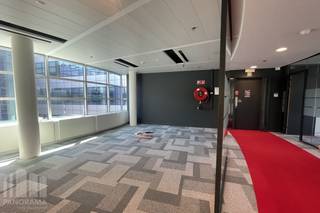 Discover this premium office space with a total surface area of 301 m². The building enjoys an excellent location close to the E411, offering quick access to the Brussels Ring (R0). The E40 and General Jacques Avenue (N4) are also nearby, ensuring fast and convenient connections to Brussels city centre and Brussels Airport.<br /><br />This move-in-ready office space is equipped with air conditioning and features a well-designed layout with private offices, glass partition walls, several meeting rooms suitable for both one-to-one meetings and larger conferences, as well as spacious terraces.<br /><br />The building offers a large bicycle storage area with shared bikes, as well as secure indoor and outdoor parking facilities equipped with charging stations for electric vehicles. Occupants also benefit from a wide range of on-site amenities, including a coworking space, a restaurant, a professional reception and shower facilities.<br /><br />The building also stands out for its sustainable features, including a green roof, solar panels and a rainwater harvesting system, contributing to an energy-efficient and future-oriented working environment.<br /><br />Contact PANORAMA B2B for more information or to arrange a no-obligation viewing on +32 477 09 00 09.
