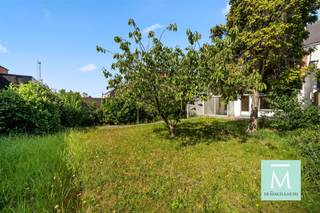 Ruime woning met aangename tuin en inpandige garageOp zoek naar een toffe woning in het centrum van Mechelen, vlakbij alle voorzieningen en met een...