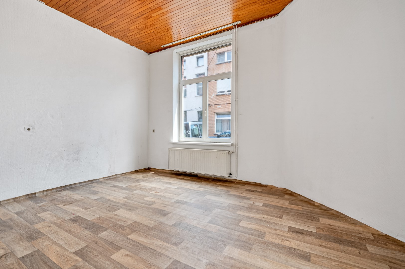 Te renoveren woning in Sint-Amandsberg - foto 4