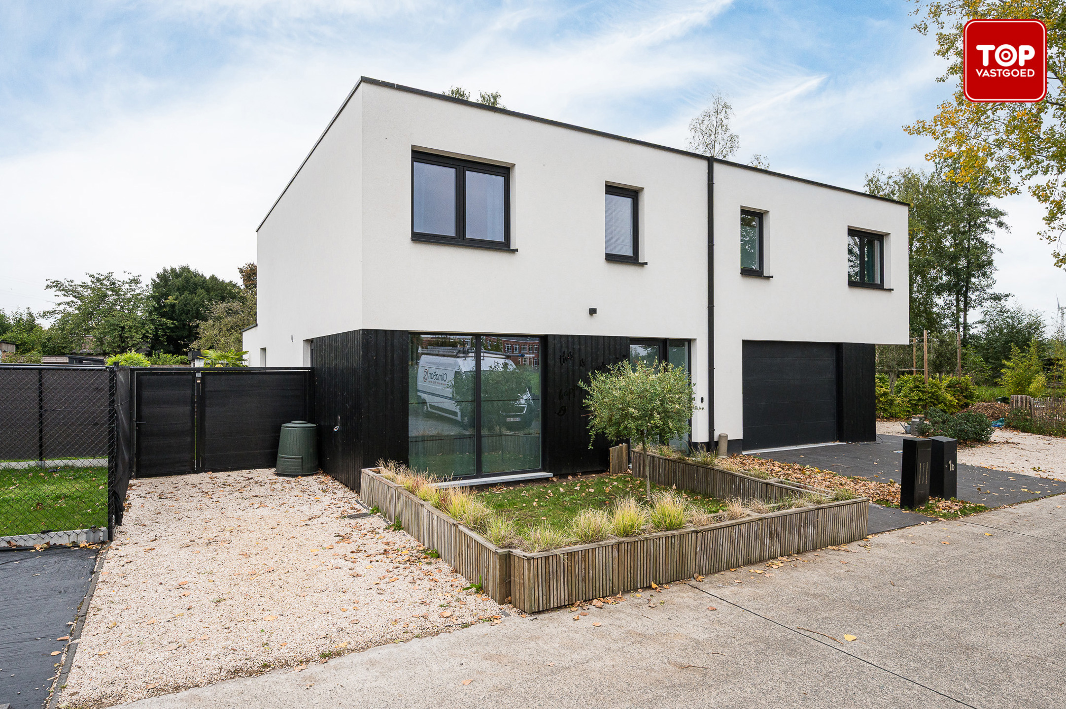 Prachtige energie neutrale half open woning in rustige wijk - foto 1