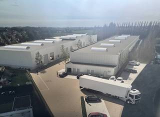 Dit project combineert een robuuste constructie met een moderne uitstraling en een uitstekende bereikbaarheid.De site is gelegen aan de...