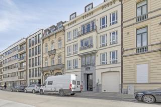 Kantoorruimte van ca. 216 m² te huur in het centrum van Kortrijk. Het kantoor is gelegen in de nabijheid van diverse invalswegen,...