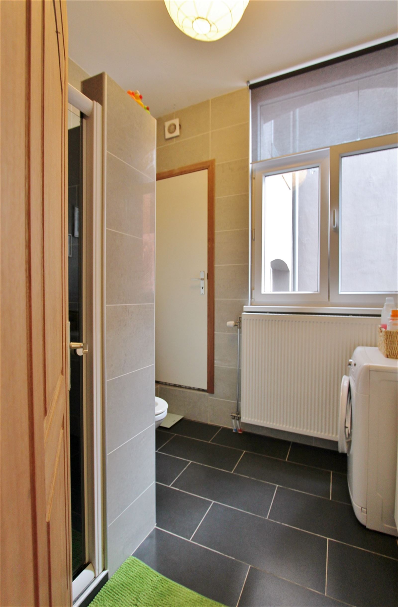 Appartement à louer à Anvers avec 2 chambres - photo 5