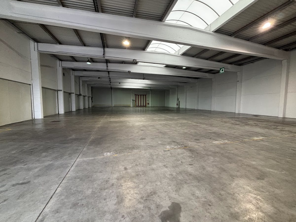 Entrepôt à louer d'environ 1 260 m² à Kuurne - photo 2