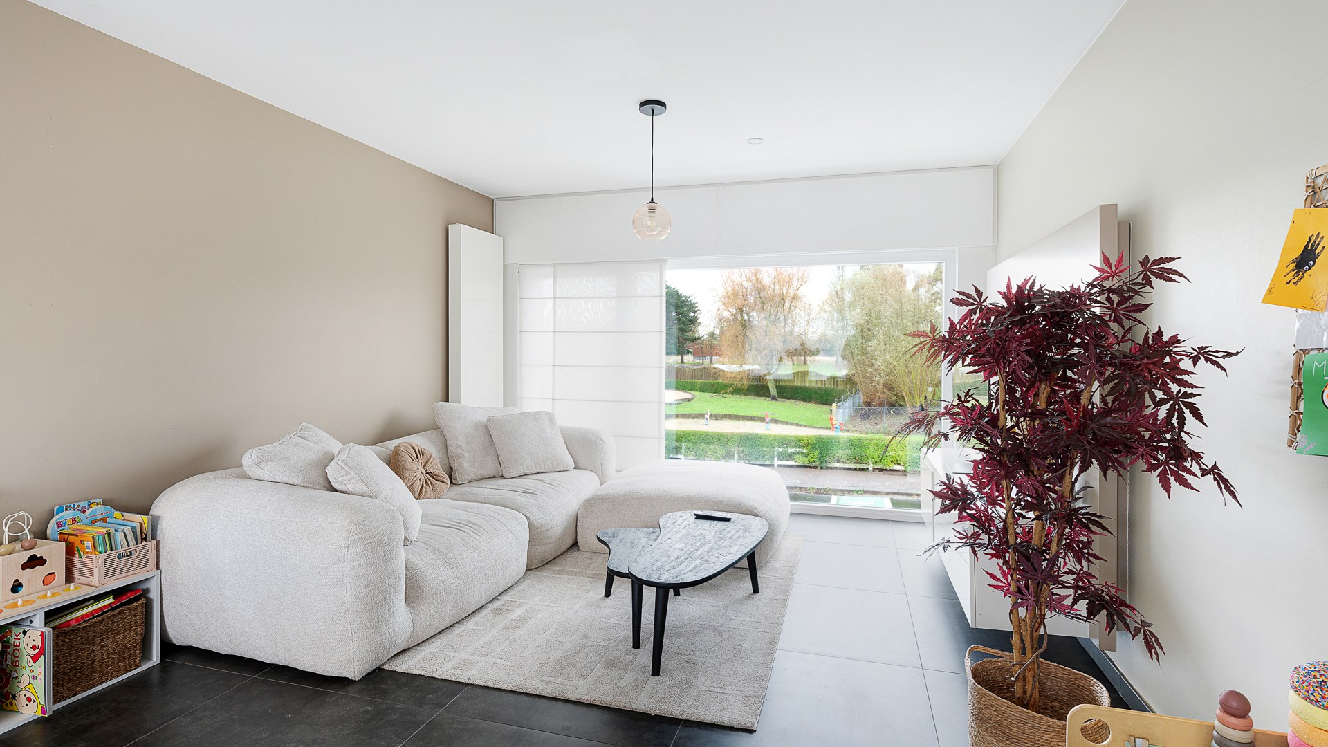 Halfopen woning met 2 garages en tuin te Heist - foto 3