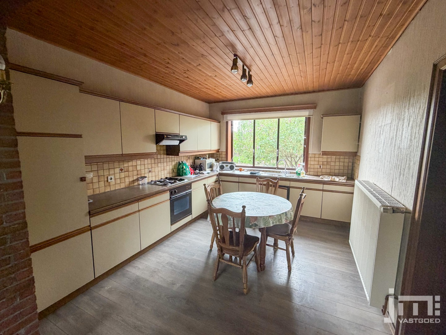 Woning met grote stallen - foto 5