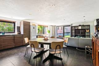 Bienvenue dans votre nouveau chez-vous ! Cette maison est située dans un quartier résidentiel familial où calme et accessibilité se...
