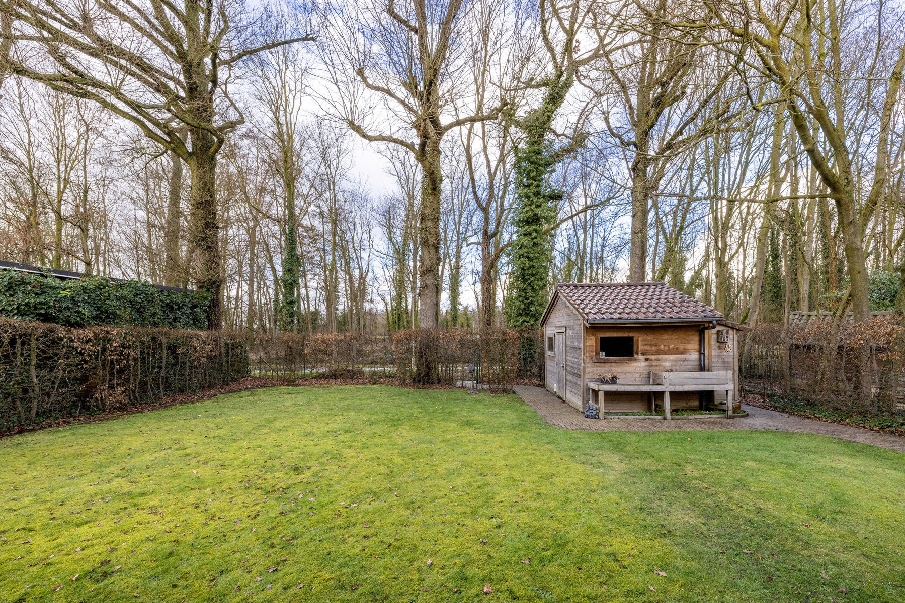 OB met 4 slpk, garage en tuin gelegen in doodlopende straat - foto 2