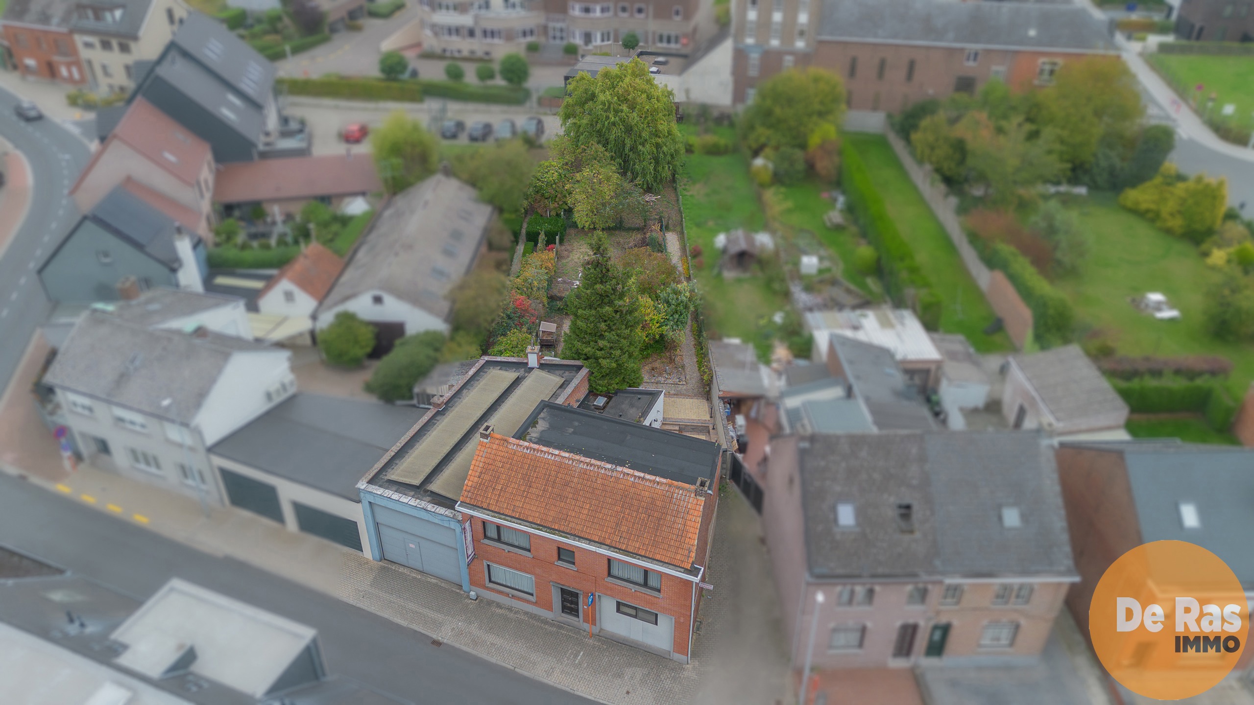 ERPE-MERE - Ruime woning met grote garage en tuin in Mere - foto 3