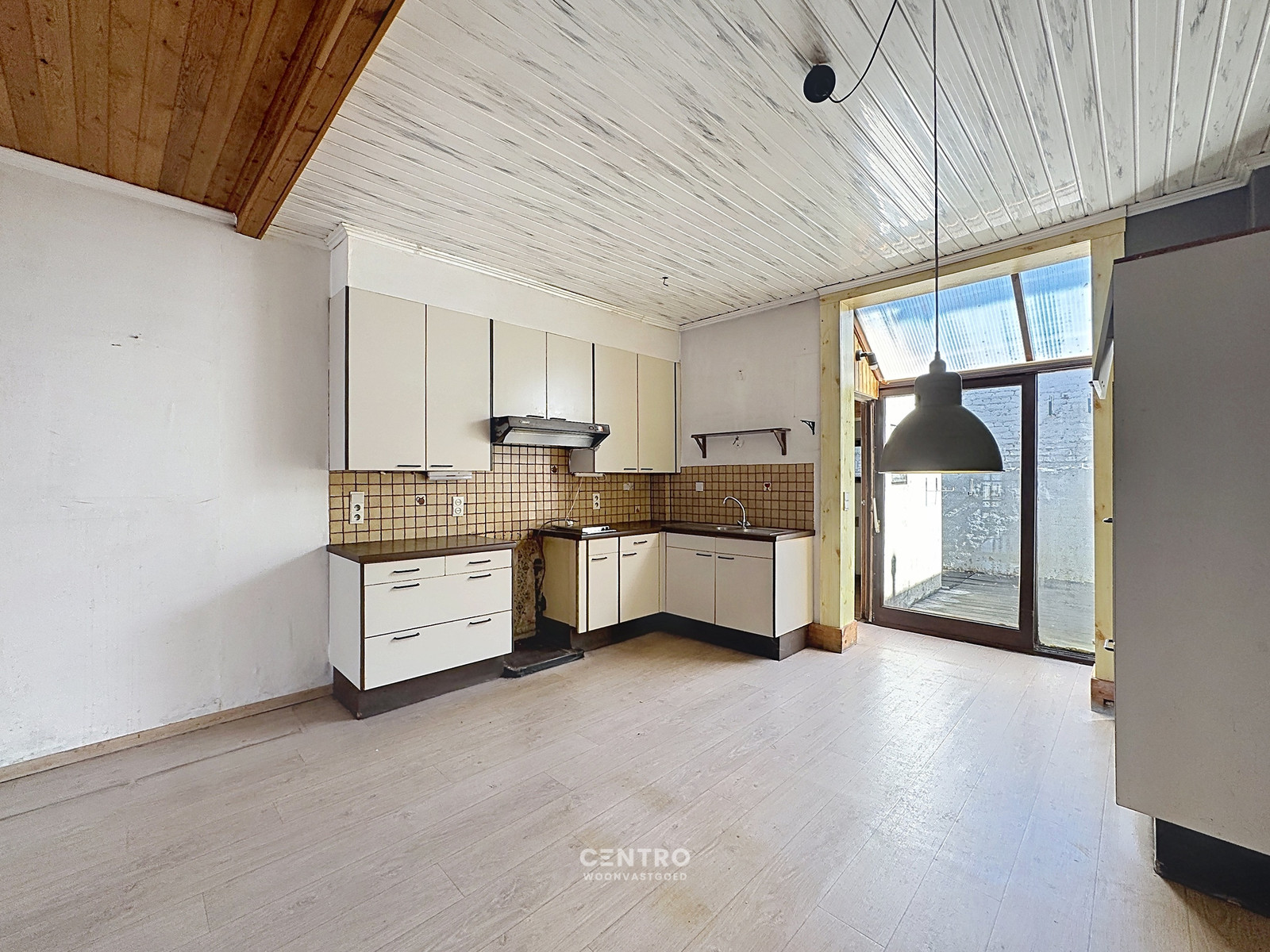 Betaalbare woning met 4 slpks, garage én terras te Blankenberge! - photo 4