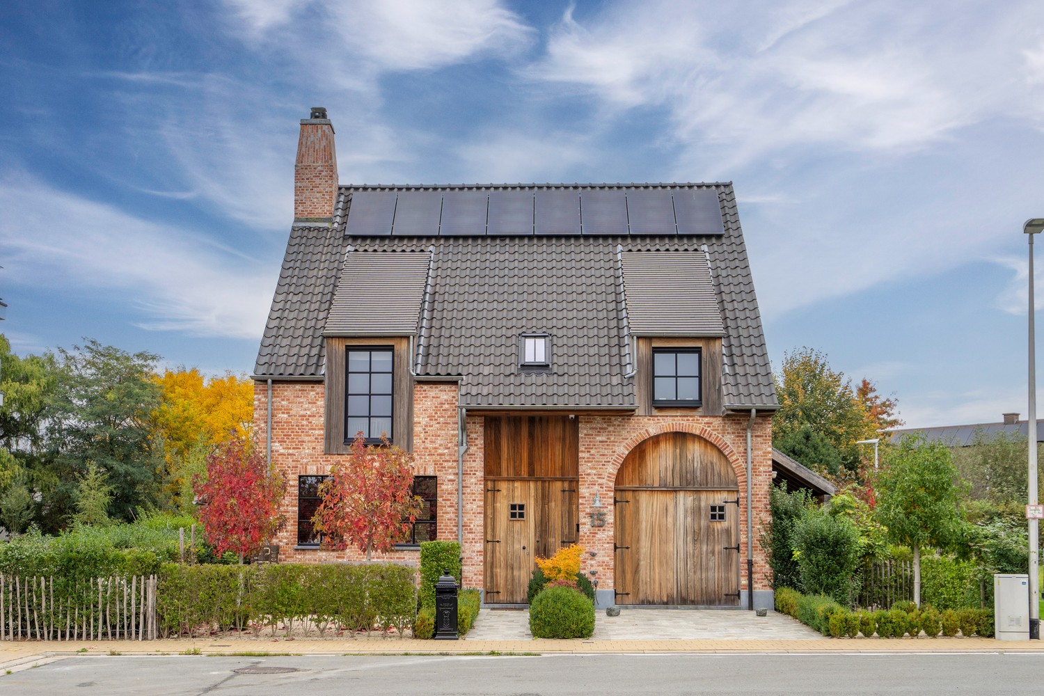 PRACHTVILLA MET ZICHT OP GROEN - foto 1