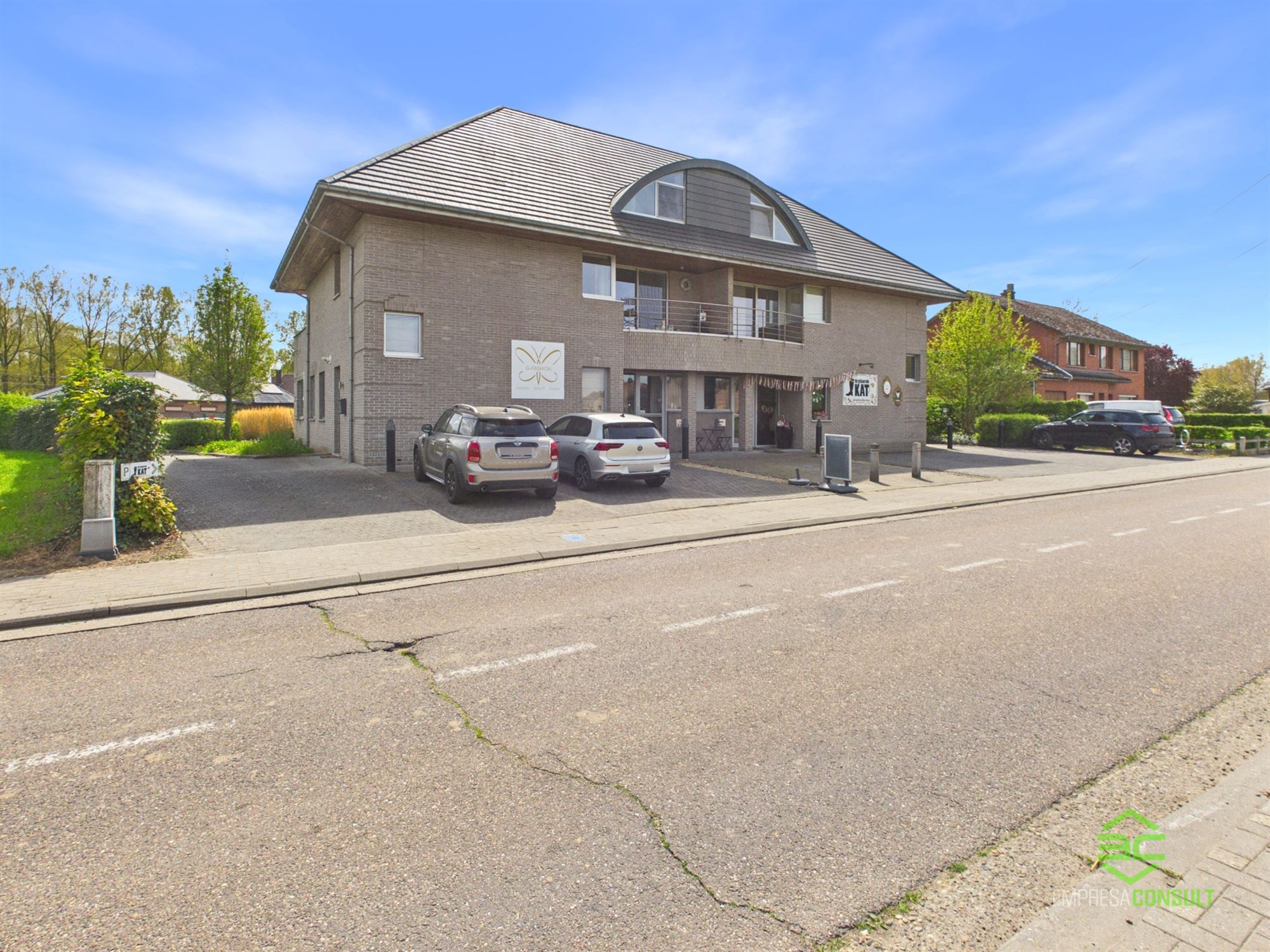 Handelsruimte van 125m² aan doorgaande weg in Budingen! - foto 3