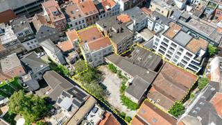 Vente d'une société détenant les immeubles situés Rue de Flandre 73-81.Le prix des actions tient compte d'une valeur immobilière demandée de 5.3 M€.À...