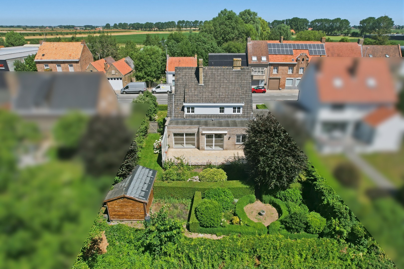 Riante gezinswoning met uniek panoramisch uitzicht en eindeloos potentieel op 644 m². - foto 2