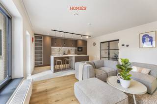 ** VERKOOP ONDER REGISTRATIERECHTEN ** Ontdek dit volledig vernieuwde luxe-appartement, onderdeel van een kleinschalig en...