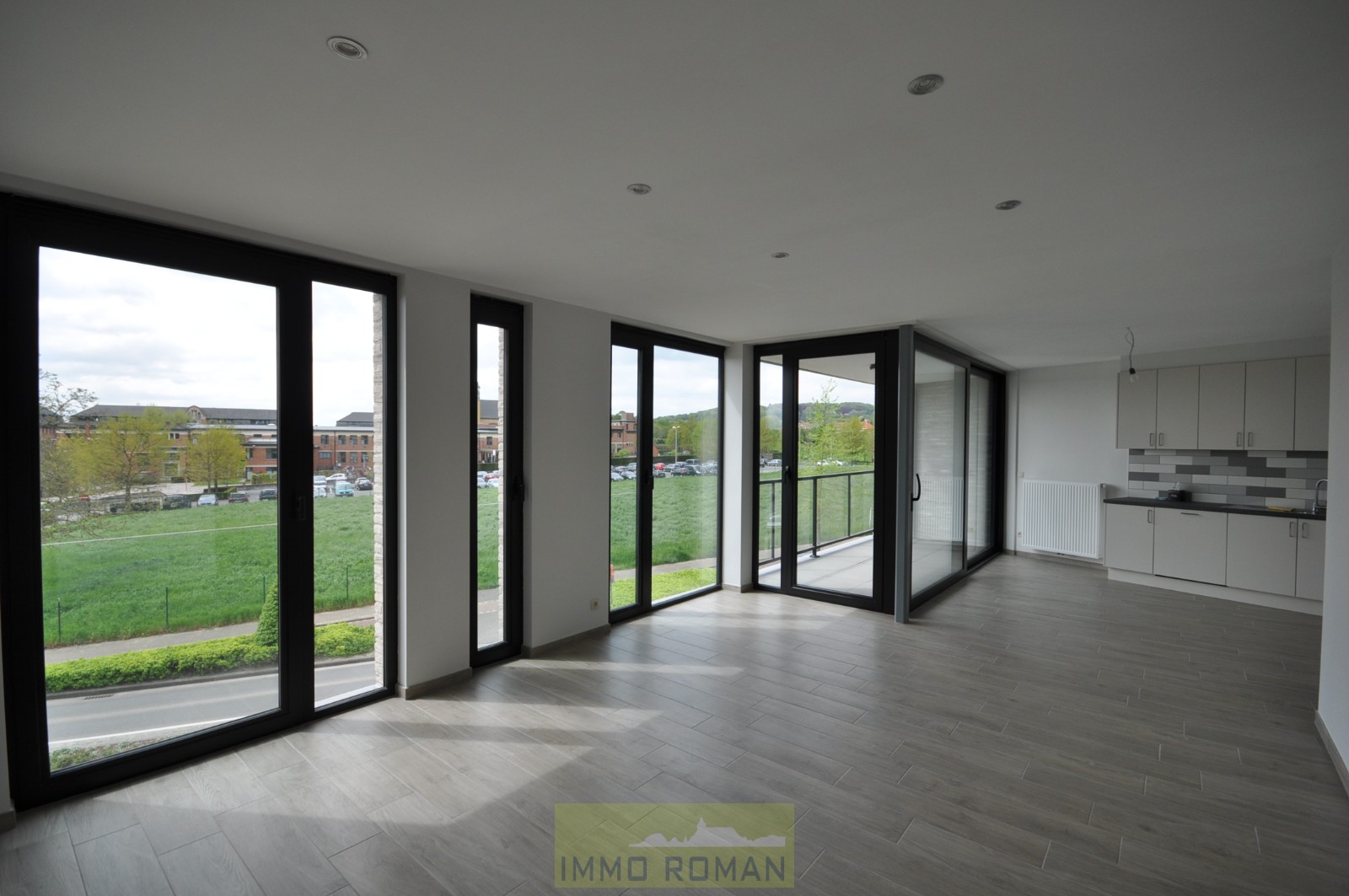 Apartment for rent in Ronse with 2 bedrooms - photo 2