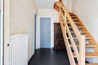 Deze verzorgde woning is ideaal gelegen op wandelafstand van het centrum van Kapellen, in de nabijheid van winkels, scholen en openbaar vervoer...