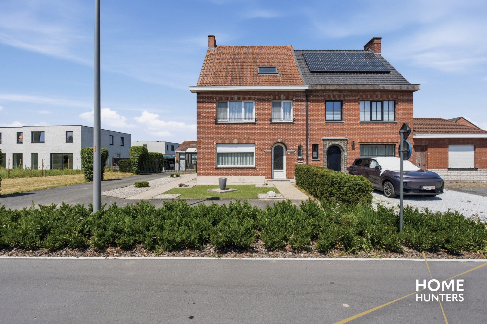 Ruime halfopen bebouwing met loods van 200 m² op een perceel van 919 m² - foto 3