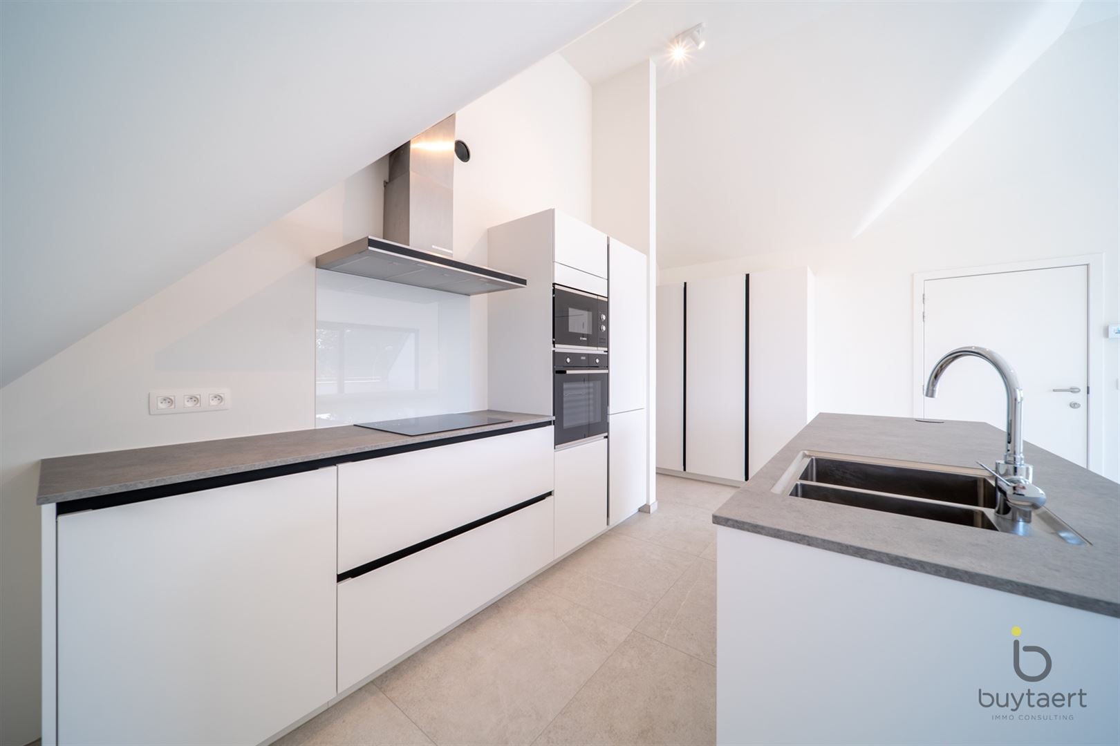 Apartment for rent in Hoogstraten with 2 bedrooms - photo 2