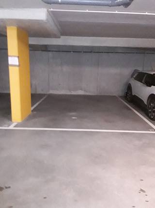 1 ONDERGRONDSE STAANPLAATS TE HUUR IN GENK CENTRUMWERKWIJZE HUURDOSSIERInteresse? Surf dan zeker naar onze advertentie via *** (link advertentie).Uw...
