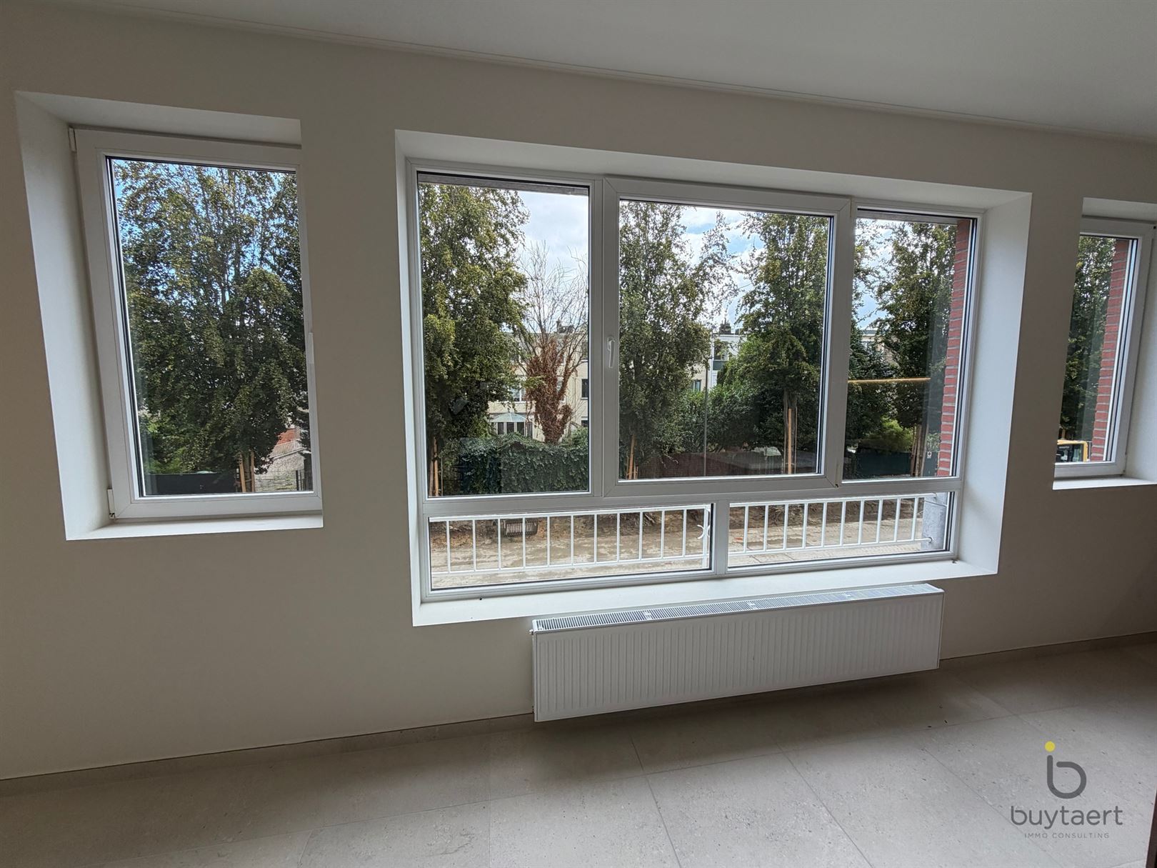 Gerenoveerd 3 slaapkamer appartement op de Singel Antwerpen. - foto 5