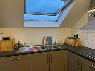 Opbrengsthuis met commerciële ruimte en 2 appartementen – EPC B – Geen renovatieplichtDit veelzijdige opbrengsthuis vormt een uitstekende...