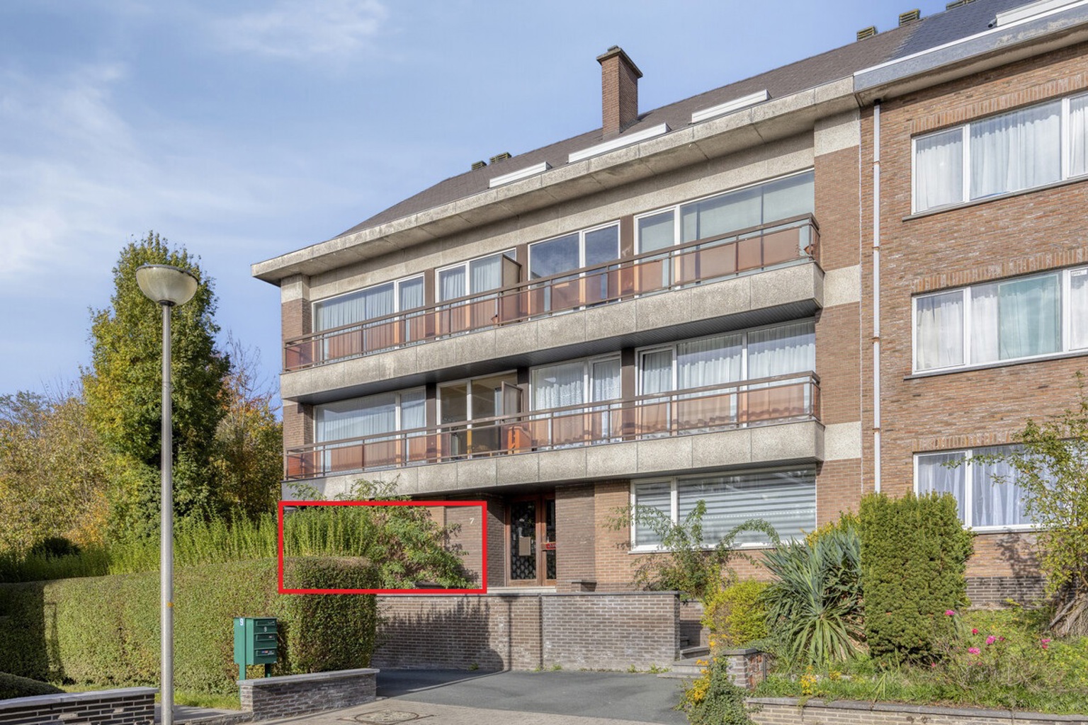 Instapklaar gelijkvloers appartement met eigen tuin - foto 1