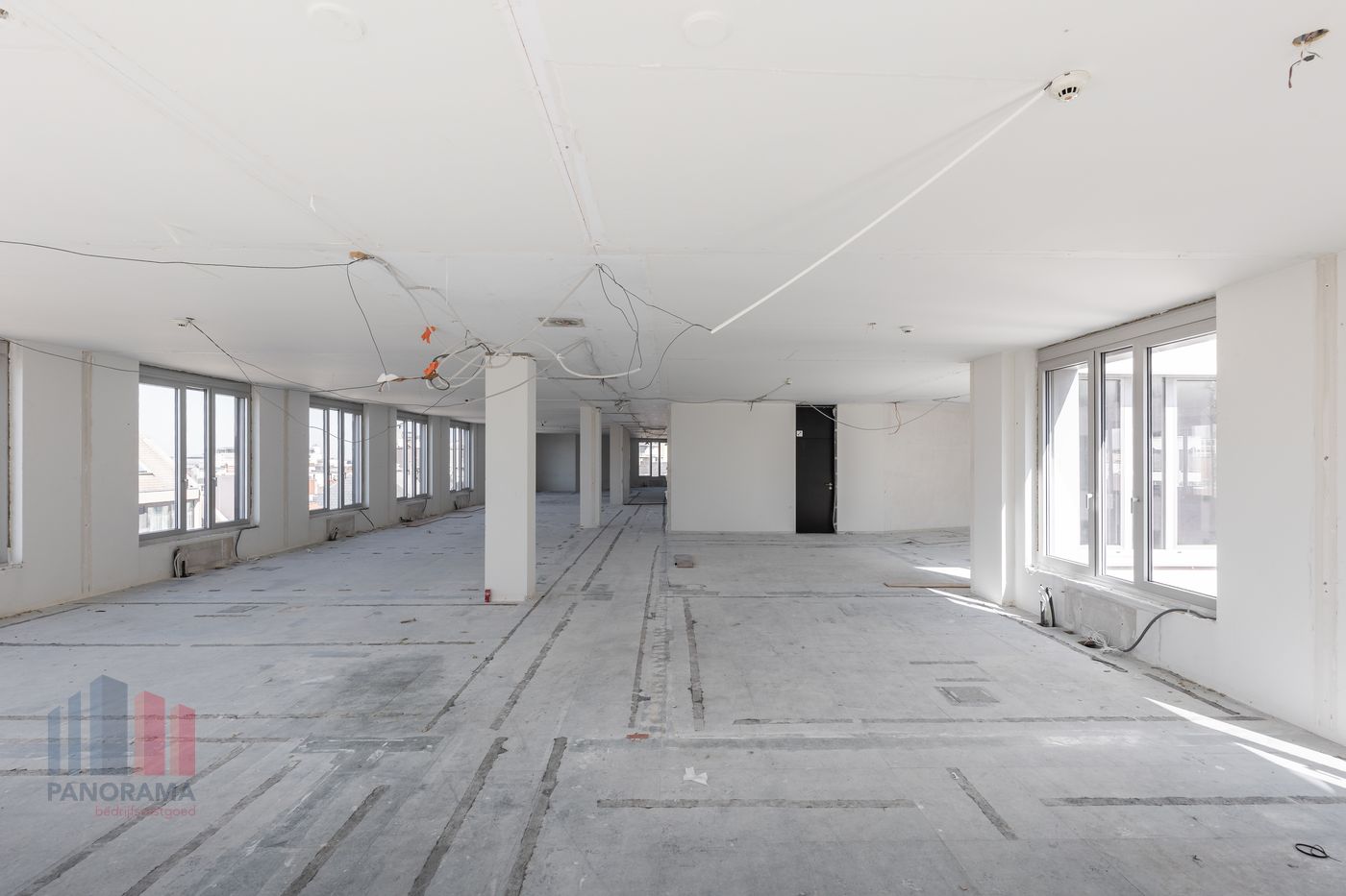 Hoogwaardige kantoorruimte van 2.367 m² in Stéphanie Square te Brussel - foto 5