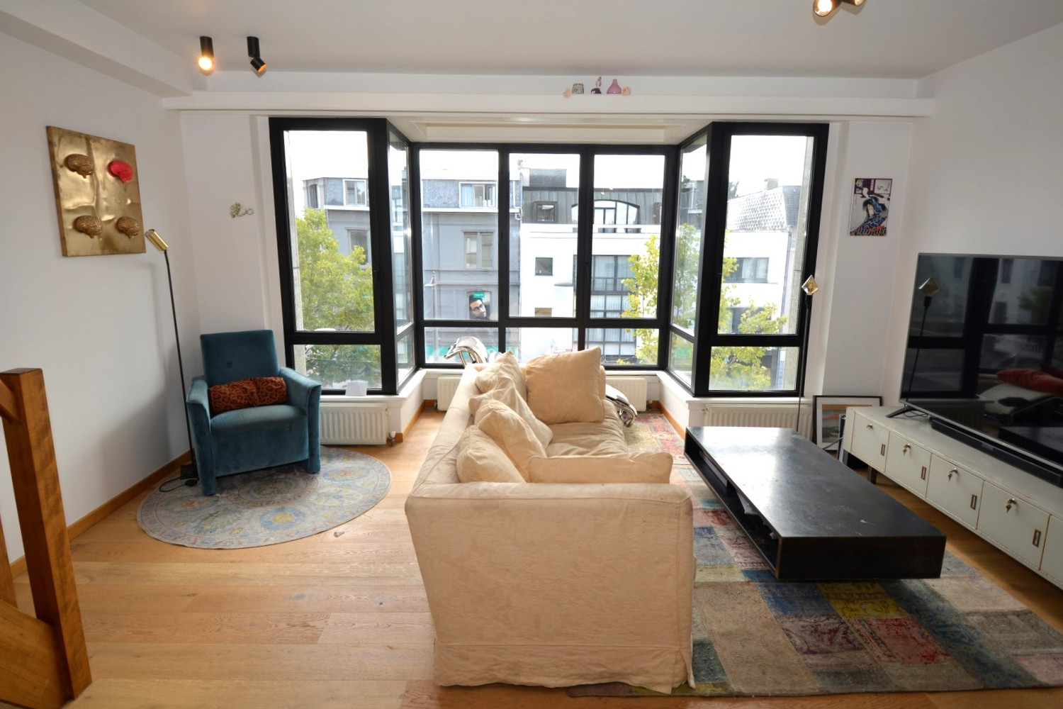 GERENOVEERD APPARTEMENT MET 2 SLK EN 2 RUIME TERRASSEN! - foto 3