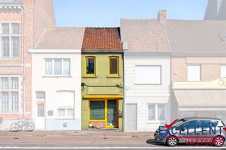 Deze te renoveren eigendom is nabij het centrum van Deinze gelegen en biedt een opportuniteit voor de creatieve koper om naar eigen smaak en...