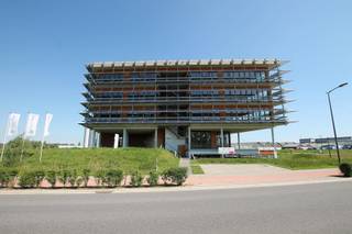 Uw kantoor, bedrijf of praktijk vestigen in het gebouw Food Port in Tienen? De unit heeft een oppervlakte van 159 m2. Er is ook de mogelijkheid om...