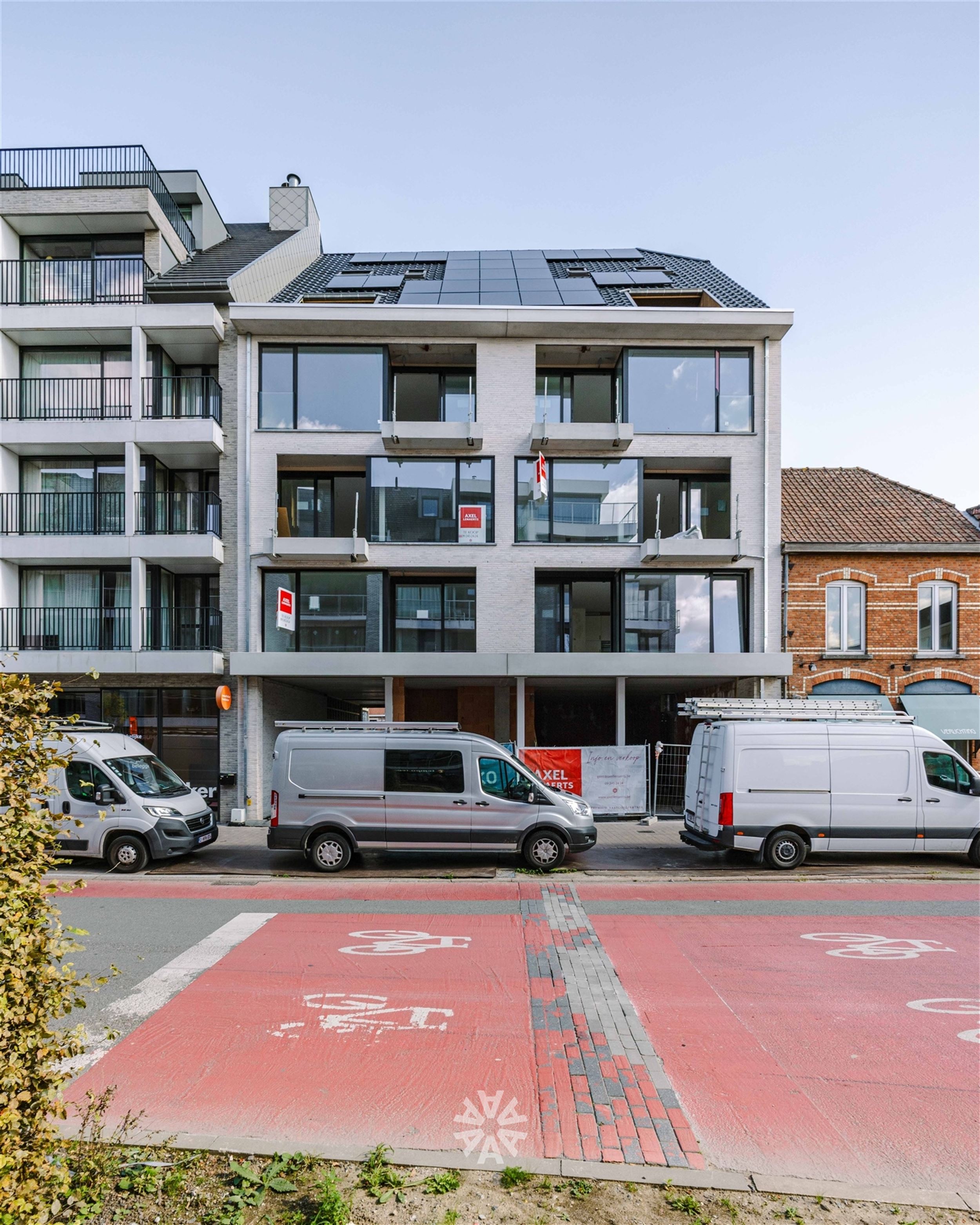 Nieuwbouwappartement te koop met 2 of 3 slaapkamers in een moderne residentie in het hartje van Deinze - foto 5