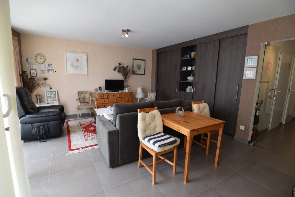 Appartement ensoleillé avec 2 chambres et entièrement meublé au cœur de Blankenberge - Parfait pour un séjour confortable ! - photo 4