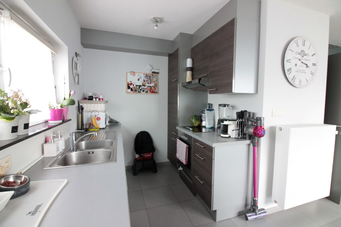 Gelijkvloers appartement met garage - foto 4